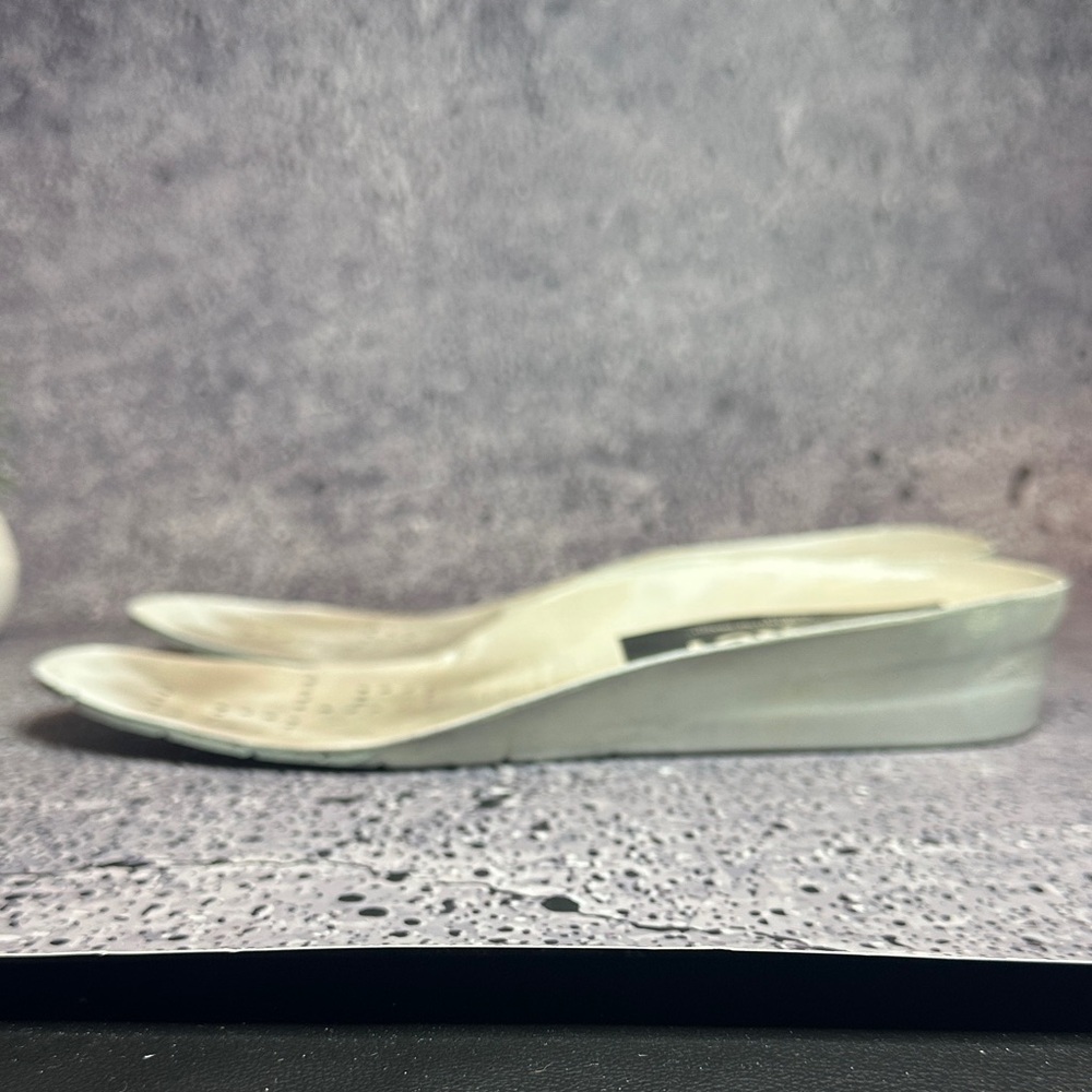 Golden Goose Leopard Sneakers with Purple Accent - Picture 14 of 16